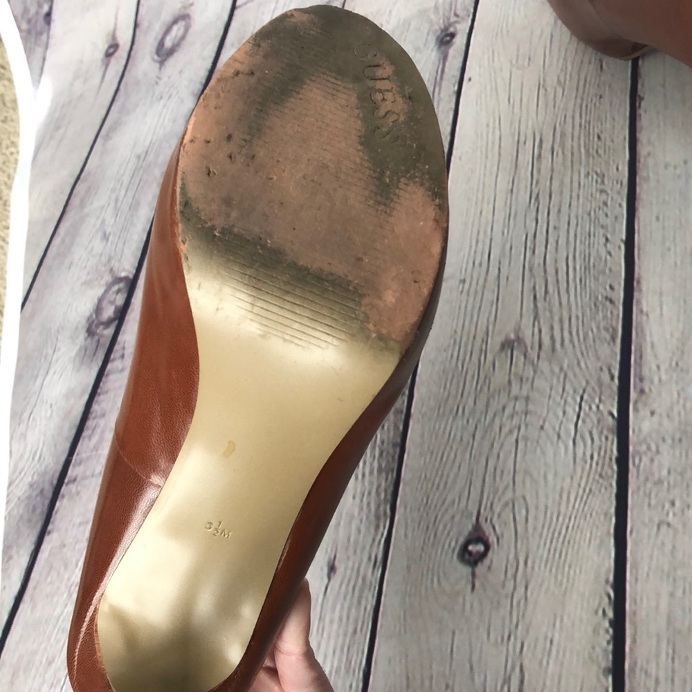 GUESS Peep Toe Heels Size 6.5 - Picture 5 of 5